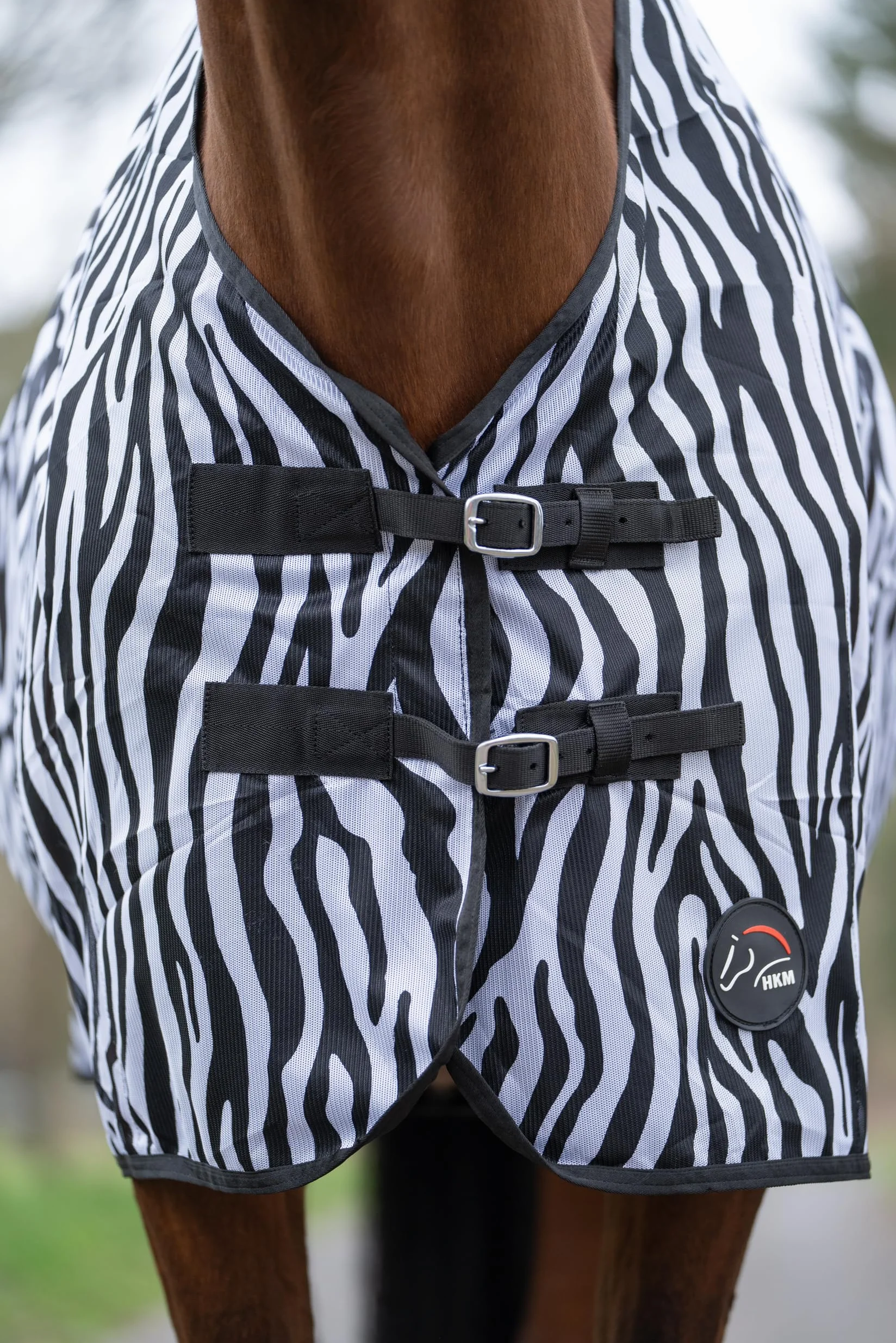HKM Zebra Couverture Anti avec Sangles Crois Blanc/Noir 125 cm