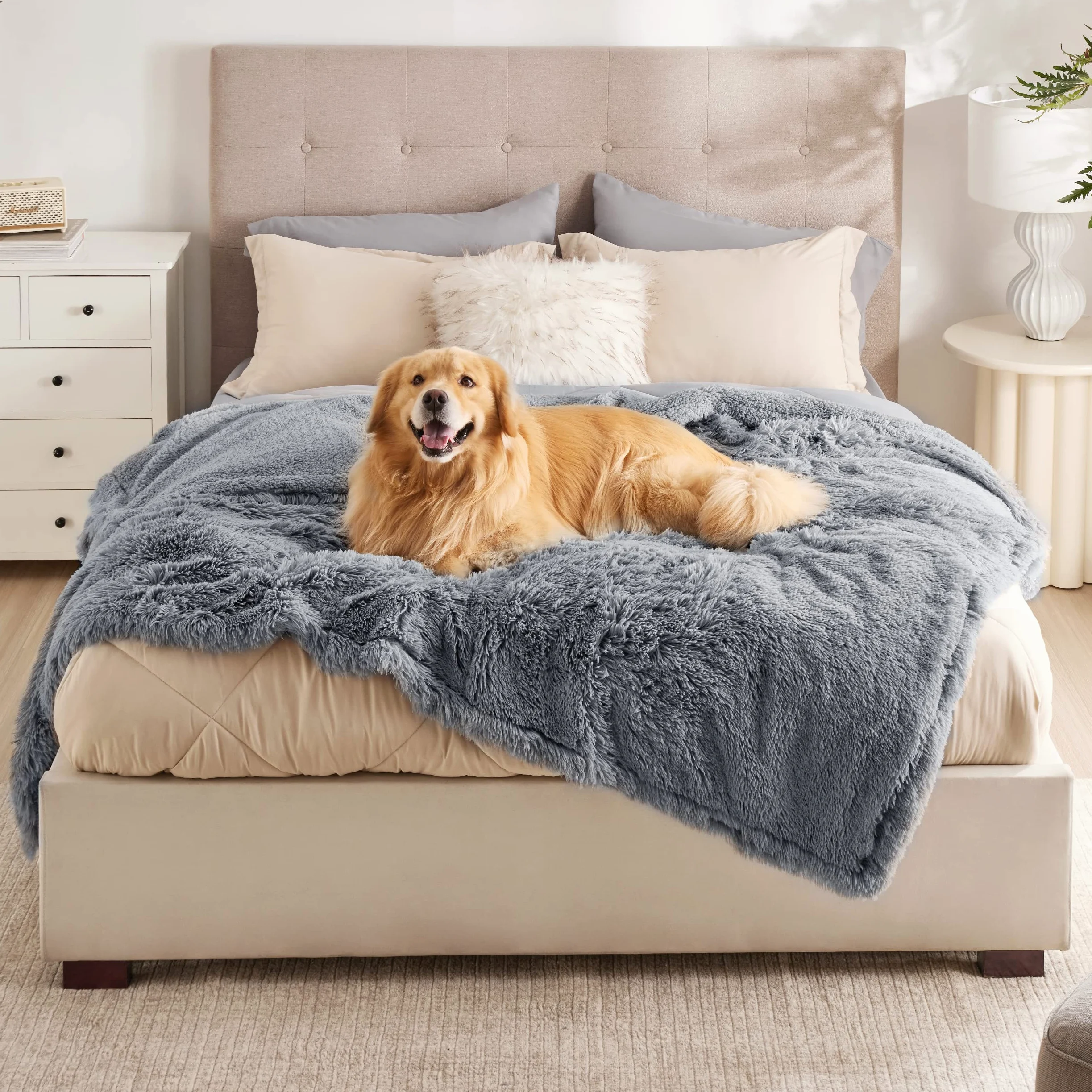 Bedsure Couverture imperméable pour Chien de Grande Taille - 152 x 203 cm Couverture en Peluche Lavable pour Chien, Couverture pour Animal de Compagnie Moelleuse et Douce, Gris