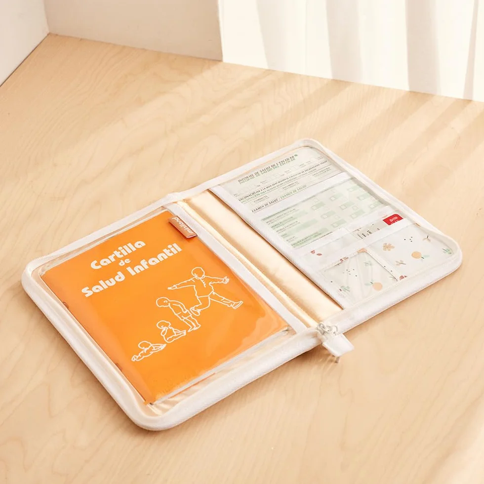 Miniland Carebook Valencia Porte-documents pour documents de bébé et carnet de santé