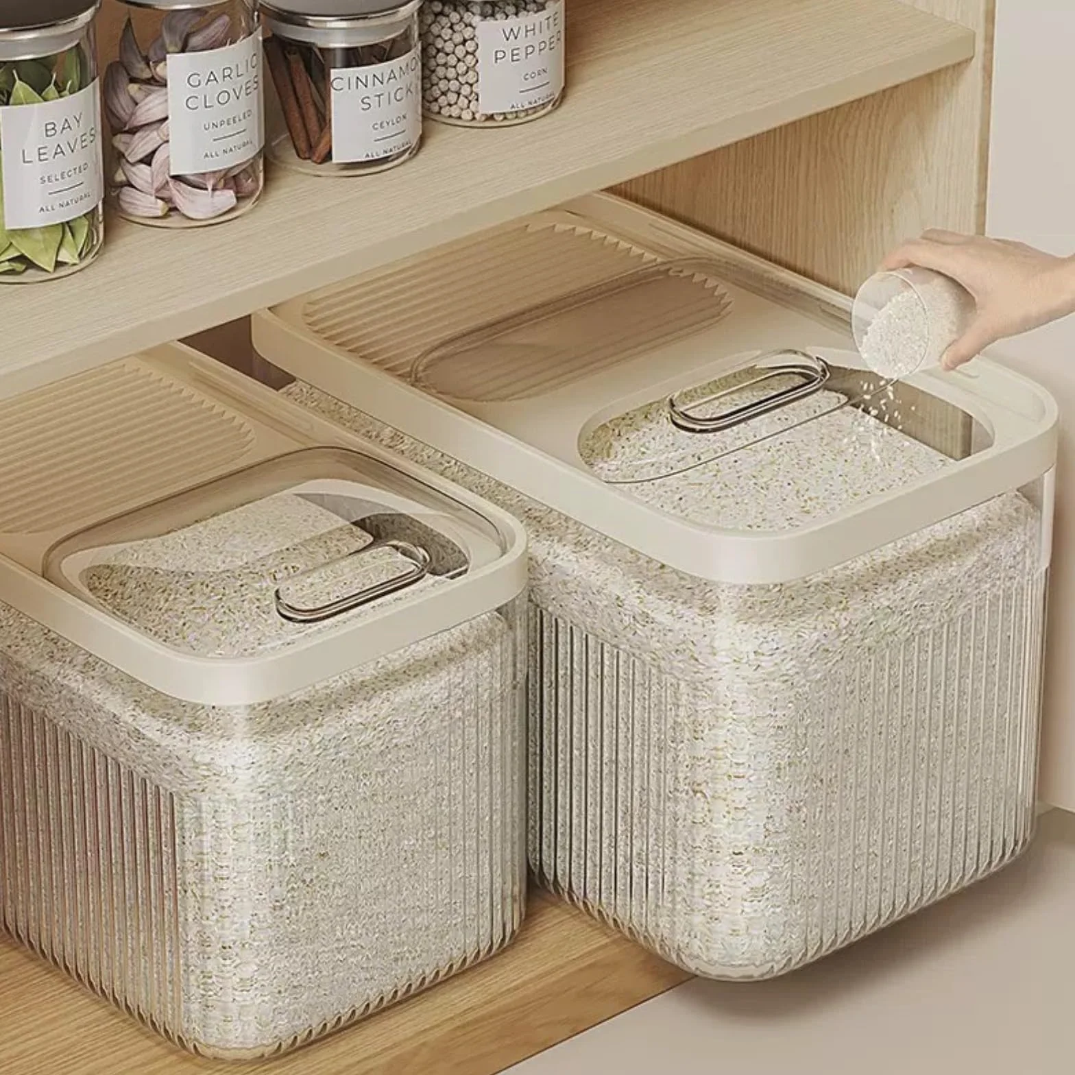 Récipient hermétique de stockage d'aliments pour animaux domestiques, jusqu'à 13,6 kg, pour chien, chat et autres aliments pour animaux de compagnie avec tasse à mesurer, seau de rangement (Avectasse)