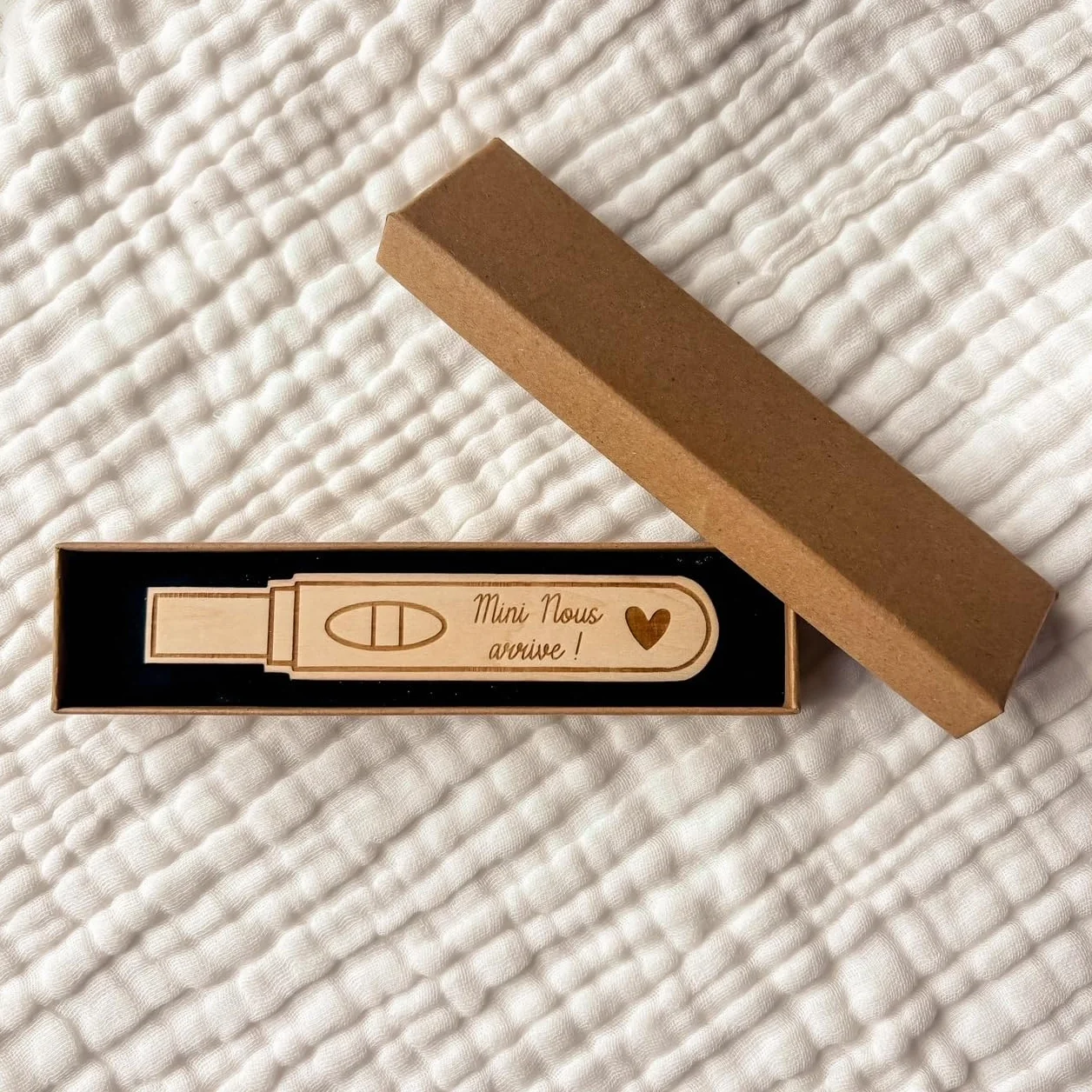 Test de Grossesse en Bois - Cadeau Annonce Grossesse Original avec Coffret Surprise
