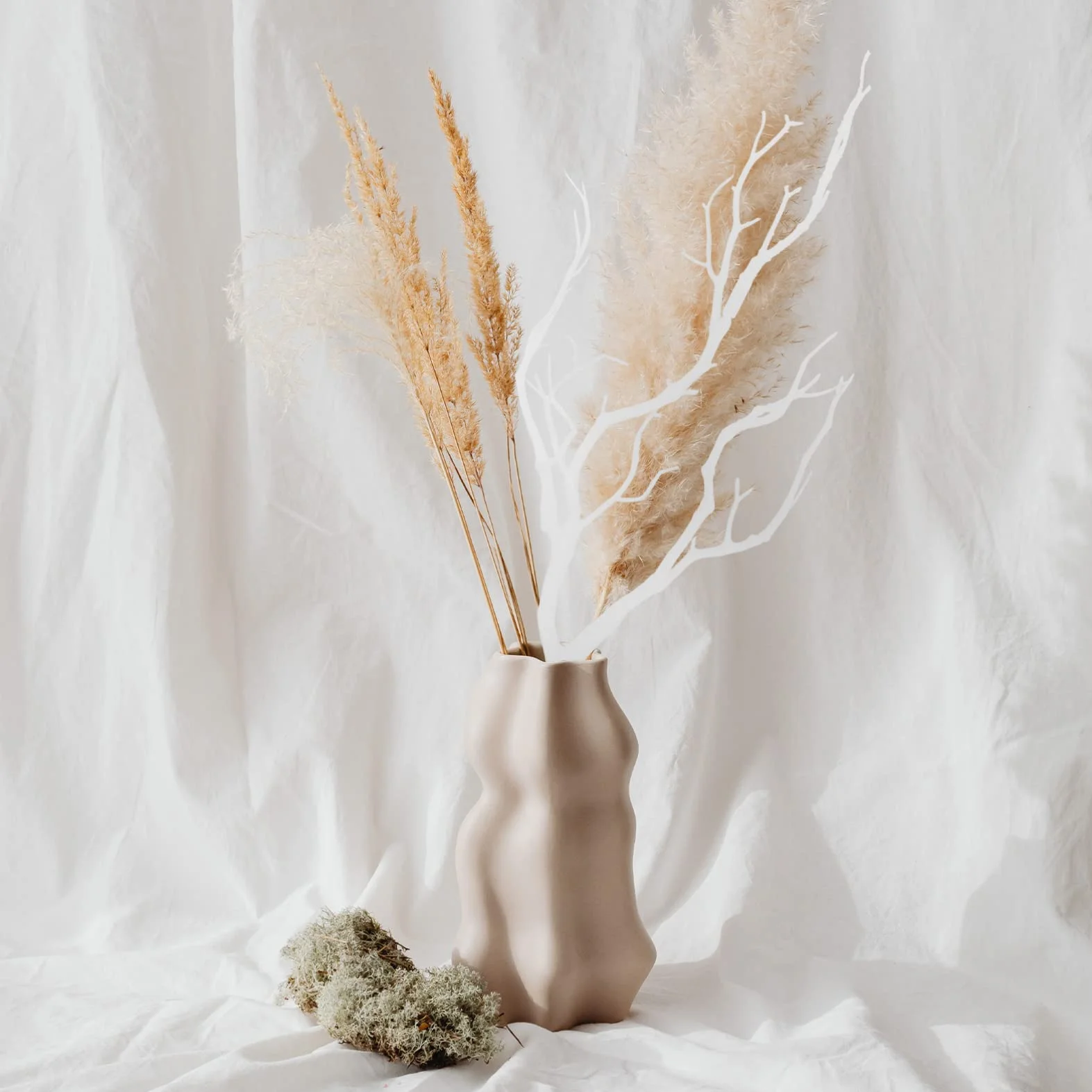 VORCOOL Branches d'arbres séchées artificielles en Plastique Faux Similaire à Vraies Plantes Cornes en Bois pour la décoration Blanc