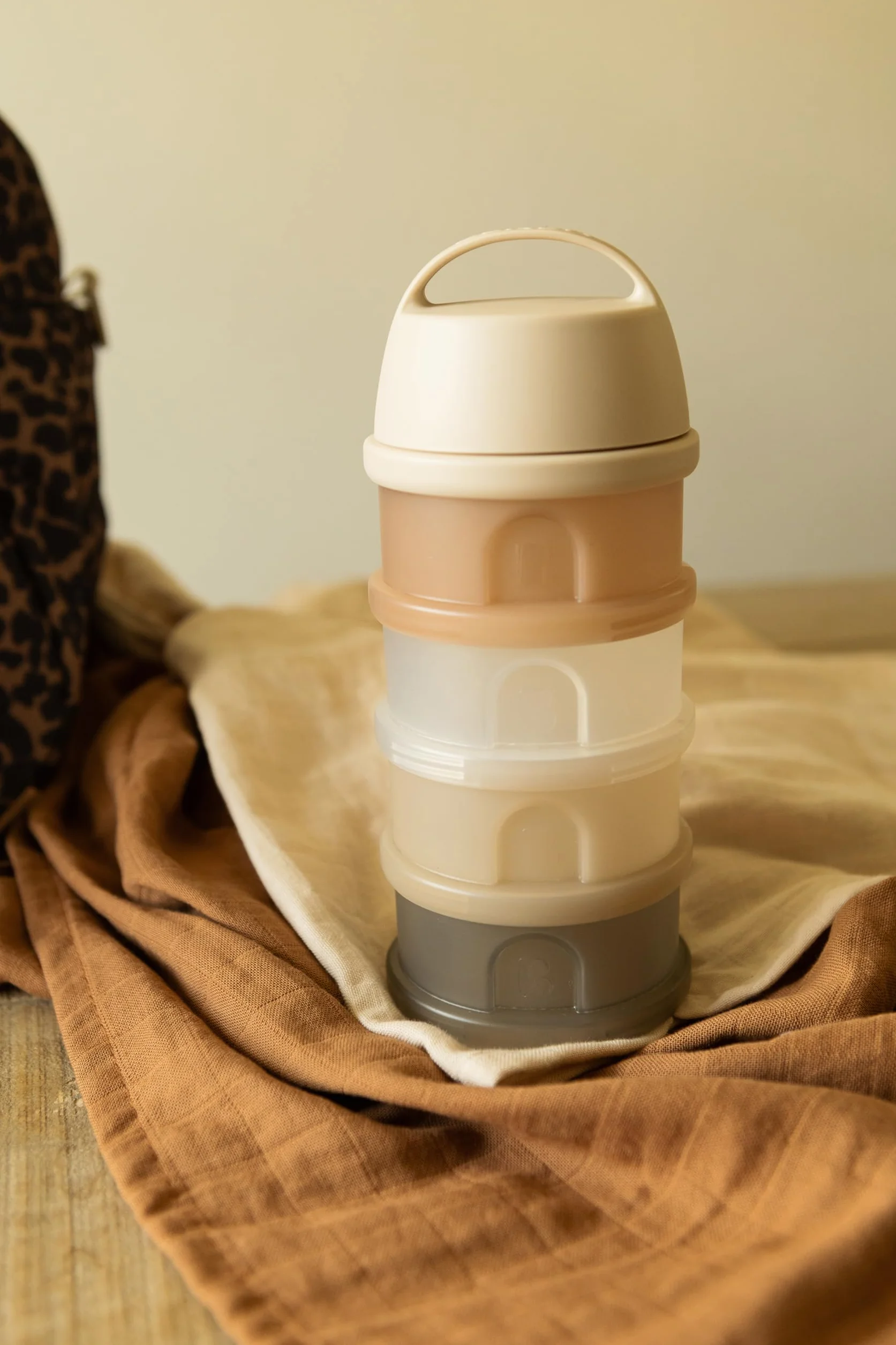 BÉABA Boite doseuse de lait en poudre empilable 4 compartiments hermétique