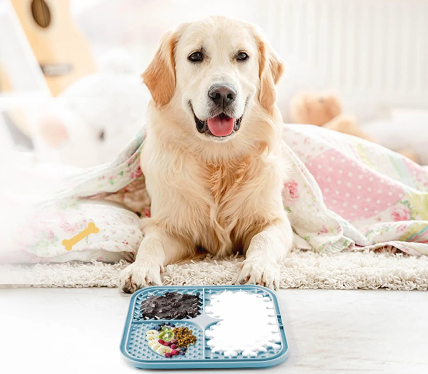 Tapis à Lécher pour Chiens et Chats avec Ventouses, 1 Pack Carré, Alimentation Lente Anti-Anxiété
