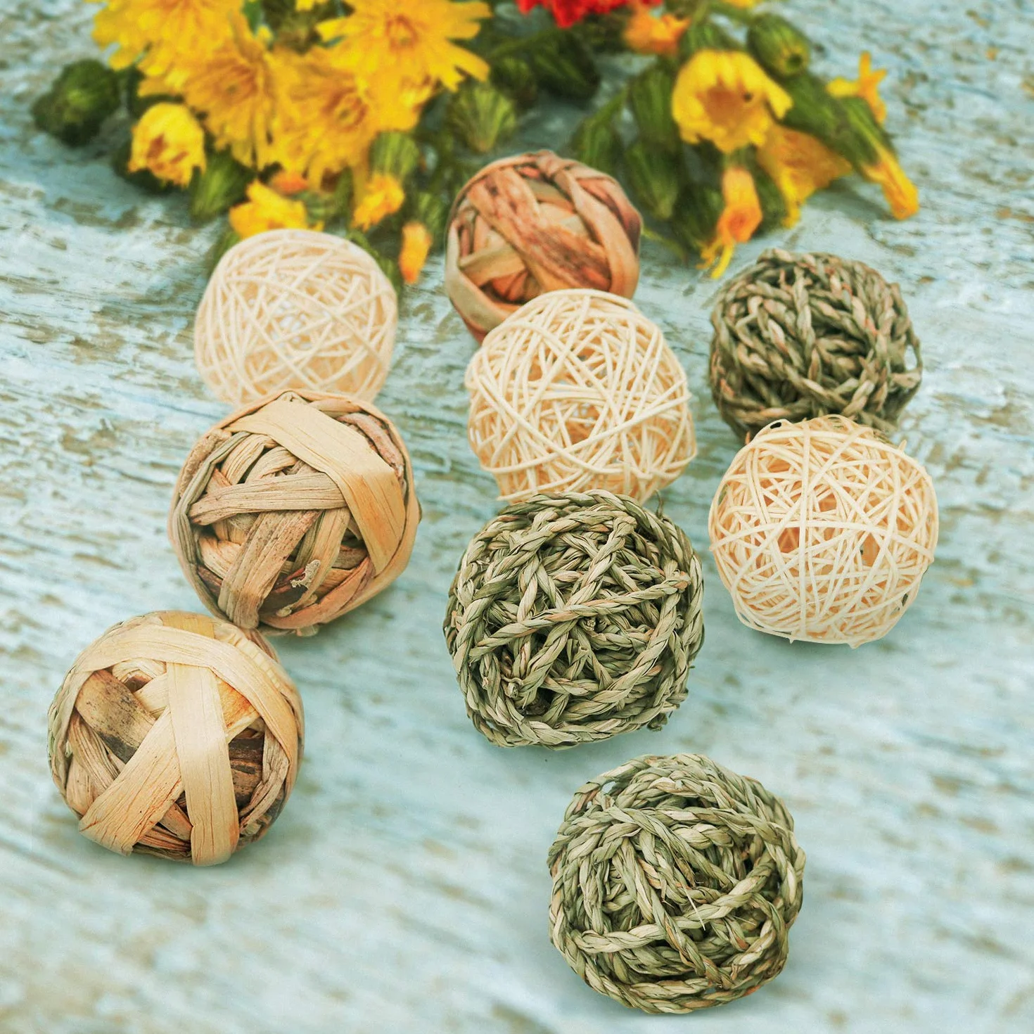Jouets à Mâcher pour Petits Animaux 9 Pièces Balle en Rotin Boules d'herbe Santé Dentaire Lapins Hamsters