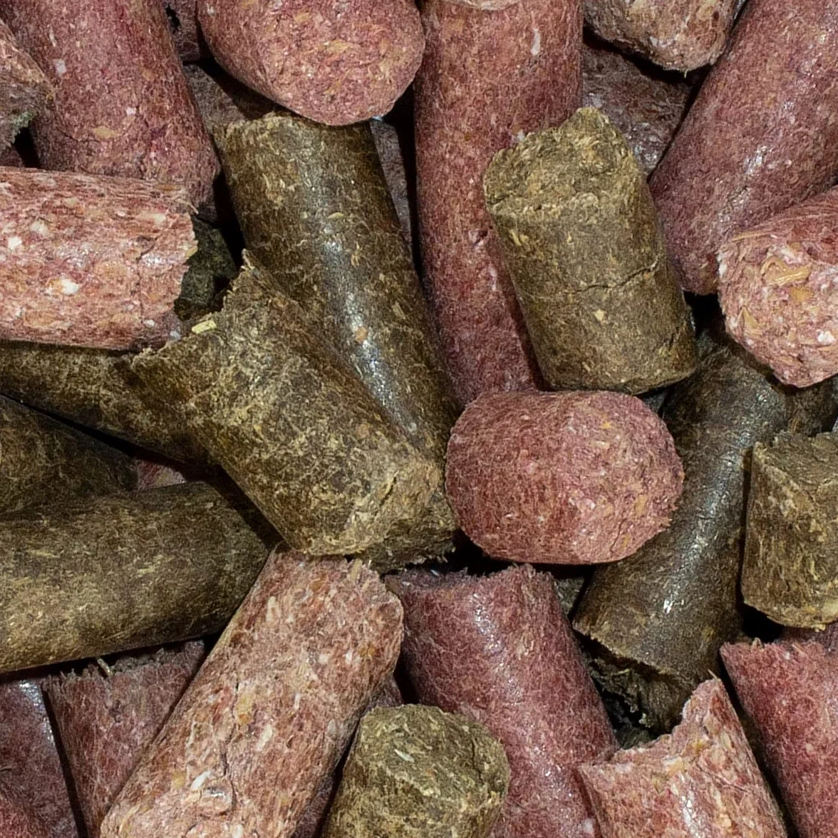 Speed Delicious speedies Mélange de friandises pour Chevaux et poneys Trio de Saveurs (1 kg)