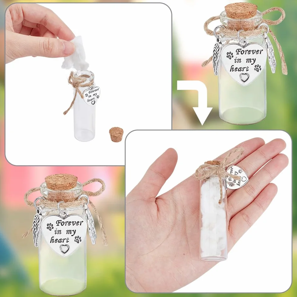 Bouteille Commémorative en Verre pour Poils d'Animaux de Compagnie Tube en Verre Bouteille à Souhaits avec Pendentifs en Forme de Cœur et Bouchon en Liège Souvenir pour Chien et Chat Urne