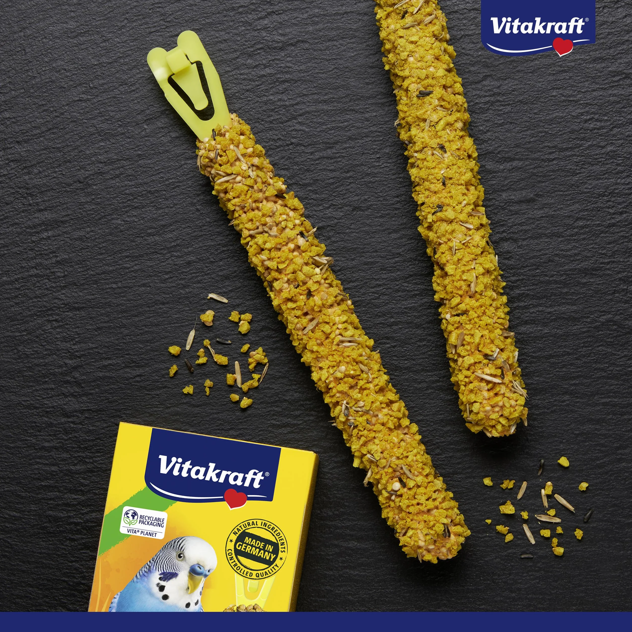 VITAKRAFT Kräcker Bâtonnets À L’Œuf Et Graines D’Herbe pour Perruches Et Exotiques, Format Économique, sans Sucre Ajouté (1X 54G)