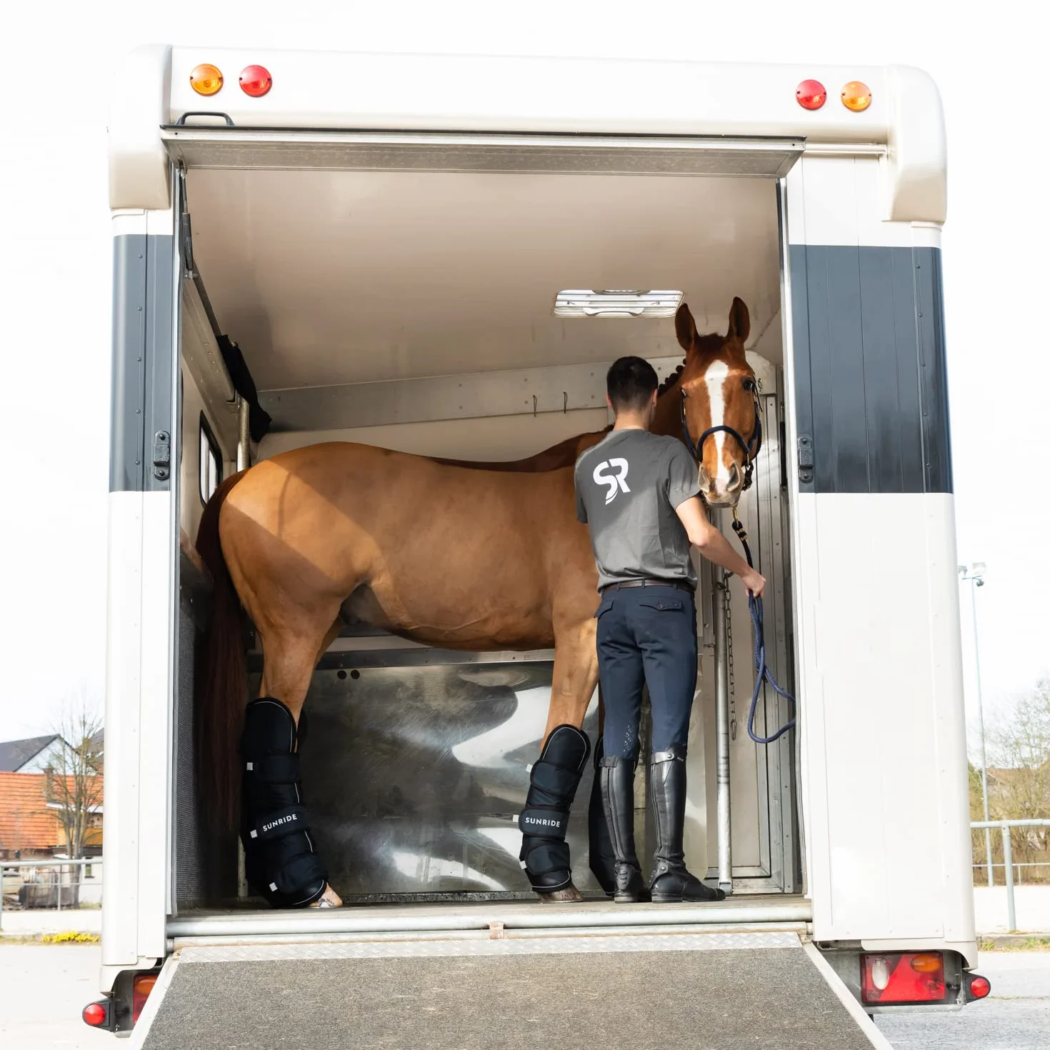 Guêtres de transport pour chevaux SUNRIDE Lot de 4 – Imperméables, respirantes, bandes réfléchissantes