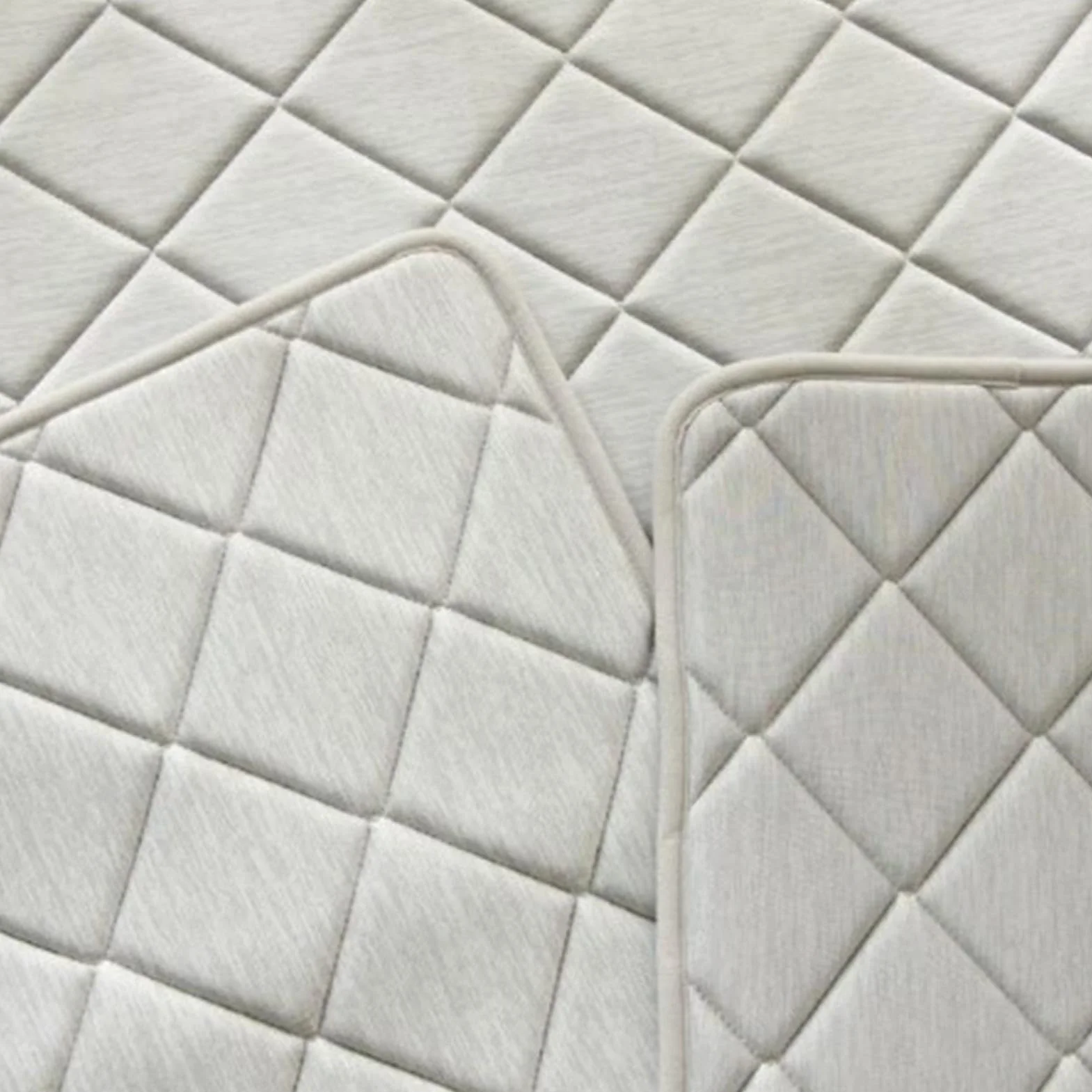 Tapis Rafraîchissant pour Chien 35x50 cm Housse en Soie Glacée pour Caisse