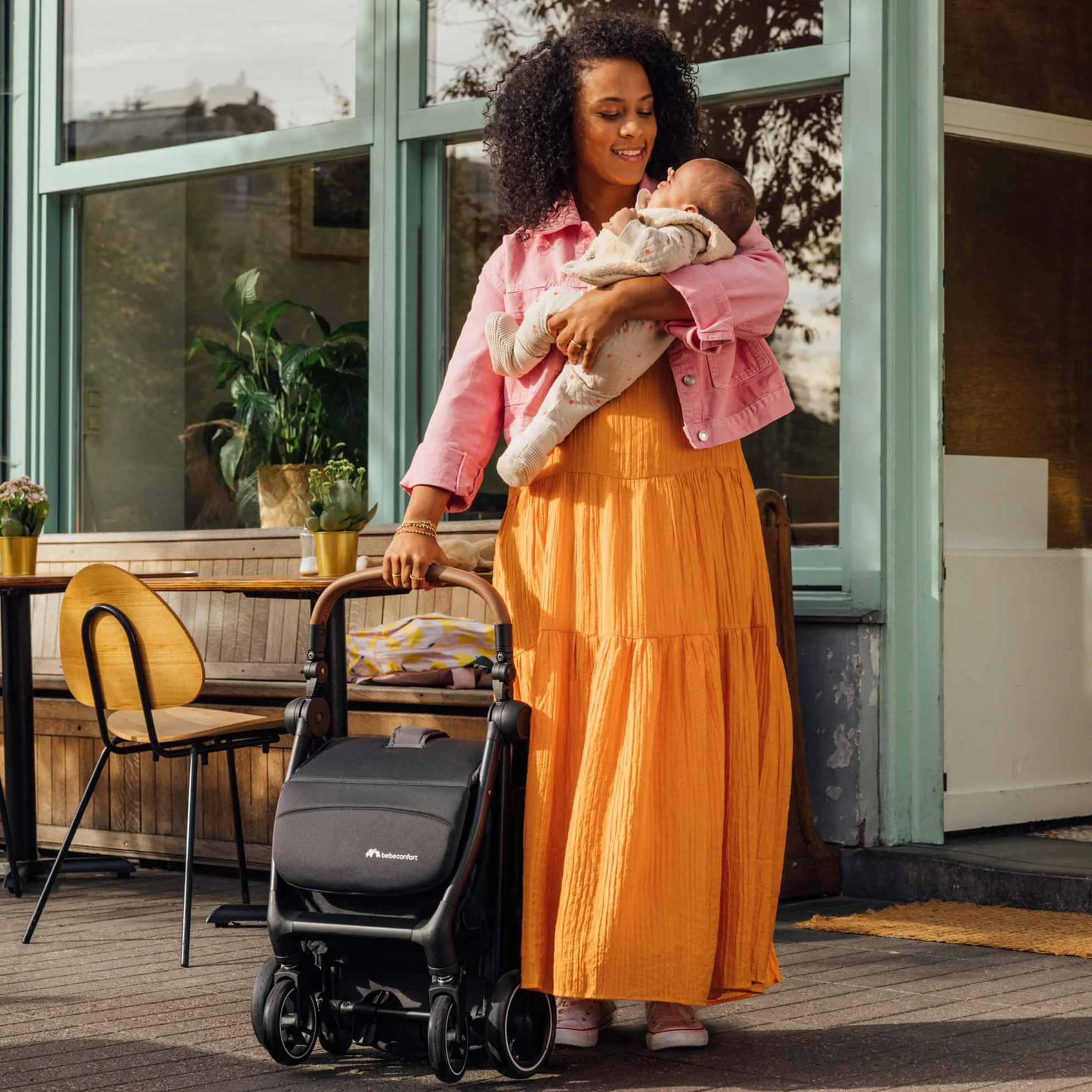 Bebeconfort Sunlite poussette canne compacte 0-4 ans 22 kg légère 7,2 kg 3 positions inclinaison inclinable d'une main grand panier Tinted Grey