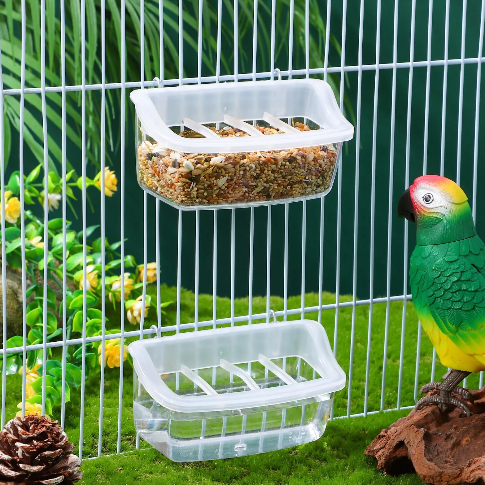 DOITOOL 2 Pièces Mangeoire pour Oiseaux Extérieur Plastique Transparent Suspendue Anti-gaspillage Compatible Cage Perroquets
