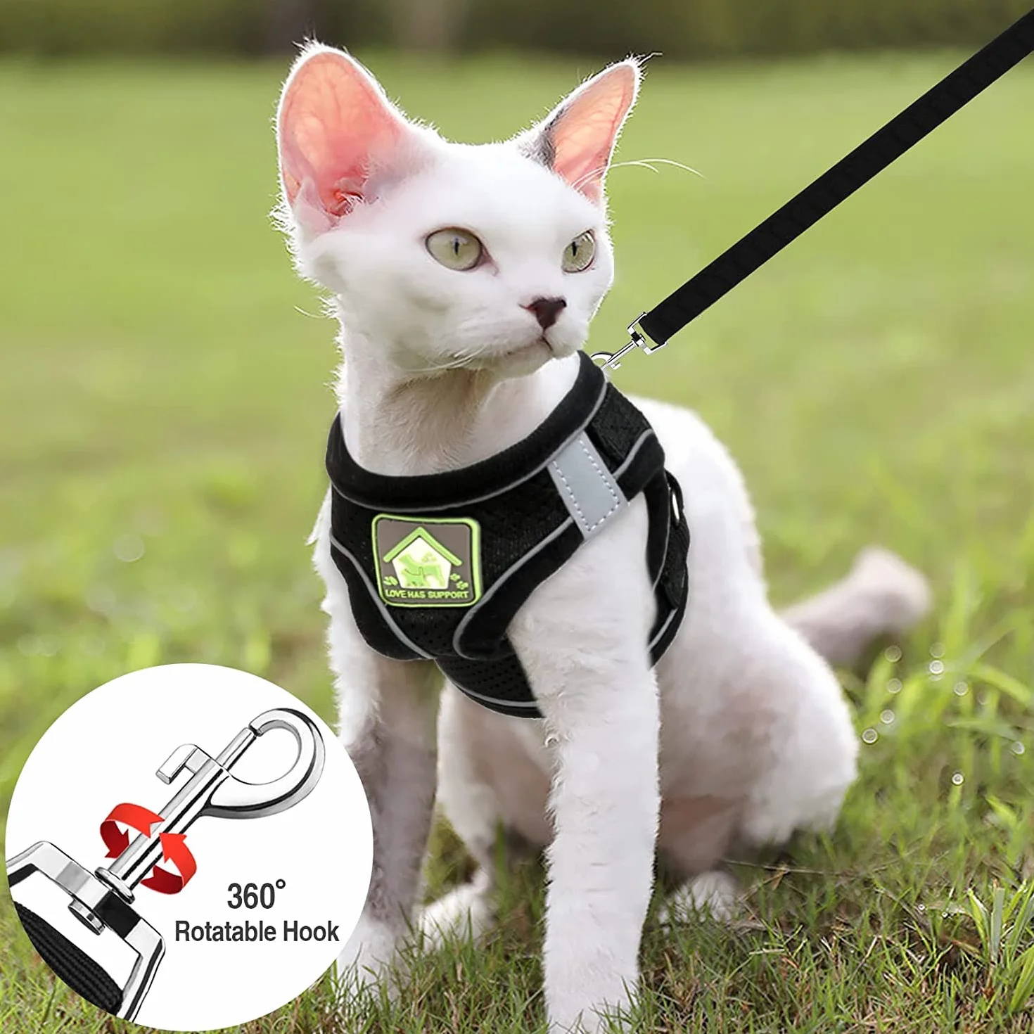 Harnais Chat Anti évasion Réfléchissant Respirant Réglable avec Collier et Laisse en Maille pour Animaux de Compagnie Noir