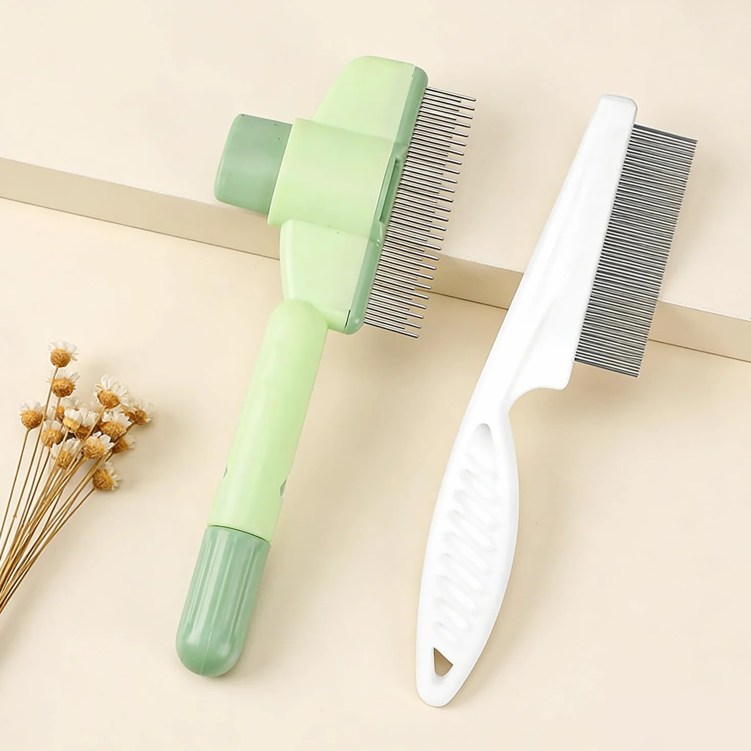 Brosse Anti-puces Autonettoyante pour Chats et Animaux de Compagnie