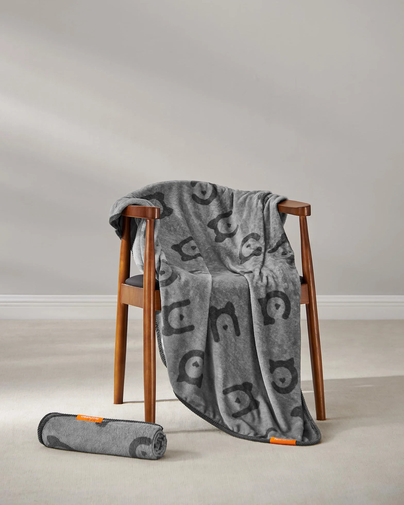 Feandrea Couvertures pour Animaux Lavables, Lot de 3, 102 x 73 cm, pour Chiens Miniatures et Petits, Flanelle, Gris Ardoise