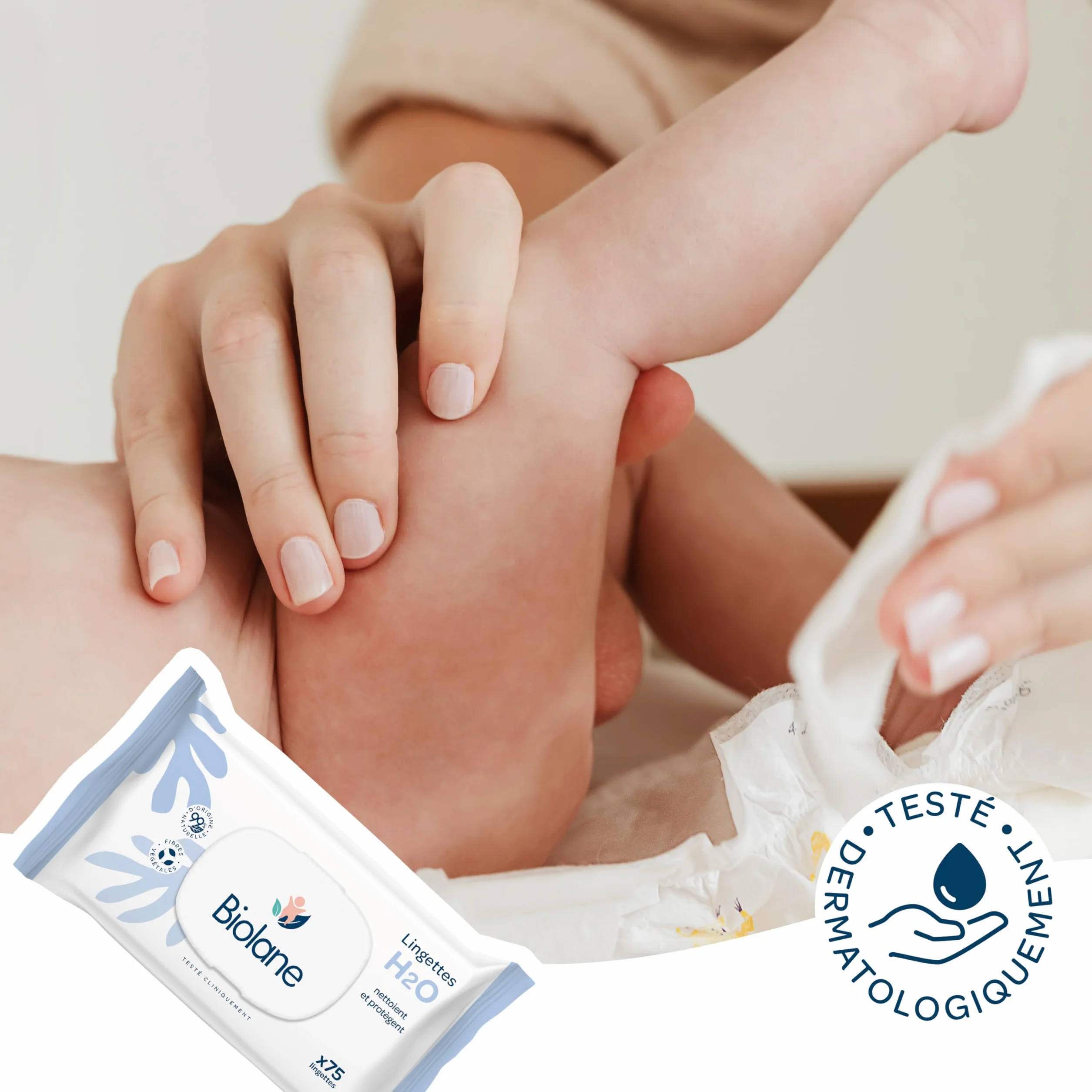 BIOLANE Lingettes bébé à l'eau 225 Lingettes Lot de 3x75 Nettoyage doux sans rinçage dès la naissance