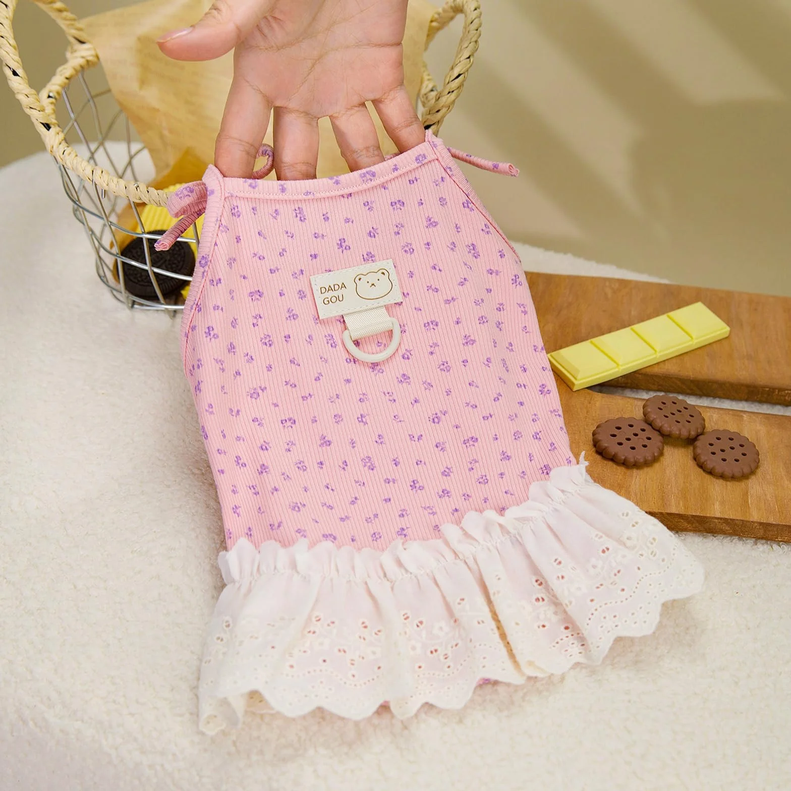 Robe d'été pour chien et chat petite et moyenne taille sans manches avec anneau en D rose XL (4,2 à 6 kg)