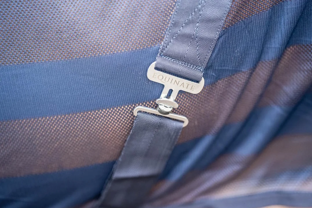 Equinate Couverture anti-mouches Guardian 165 cm bleu marine pour chevaux