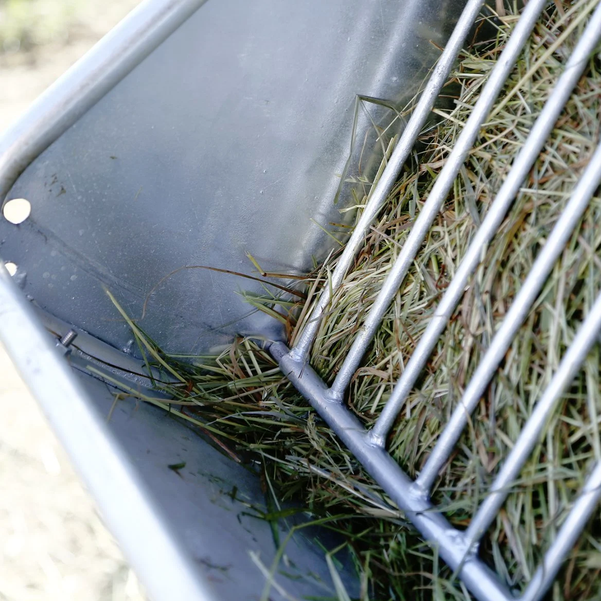 Kerbl Râtelier à foin avec grille anti-gaspillage pour les chevaux