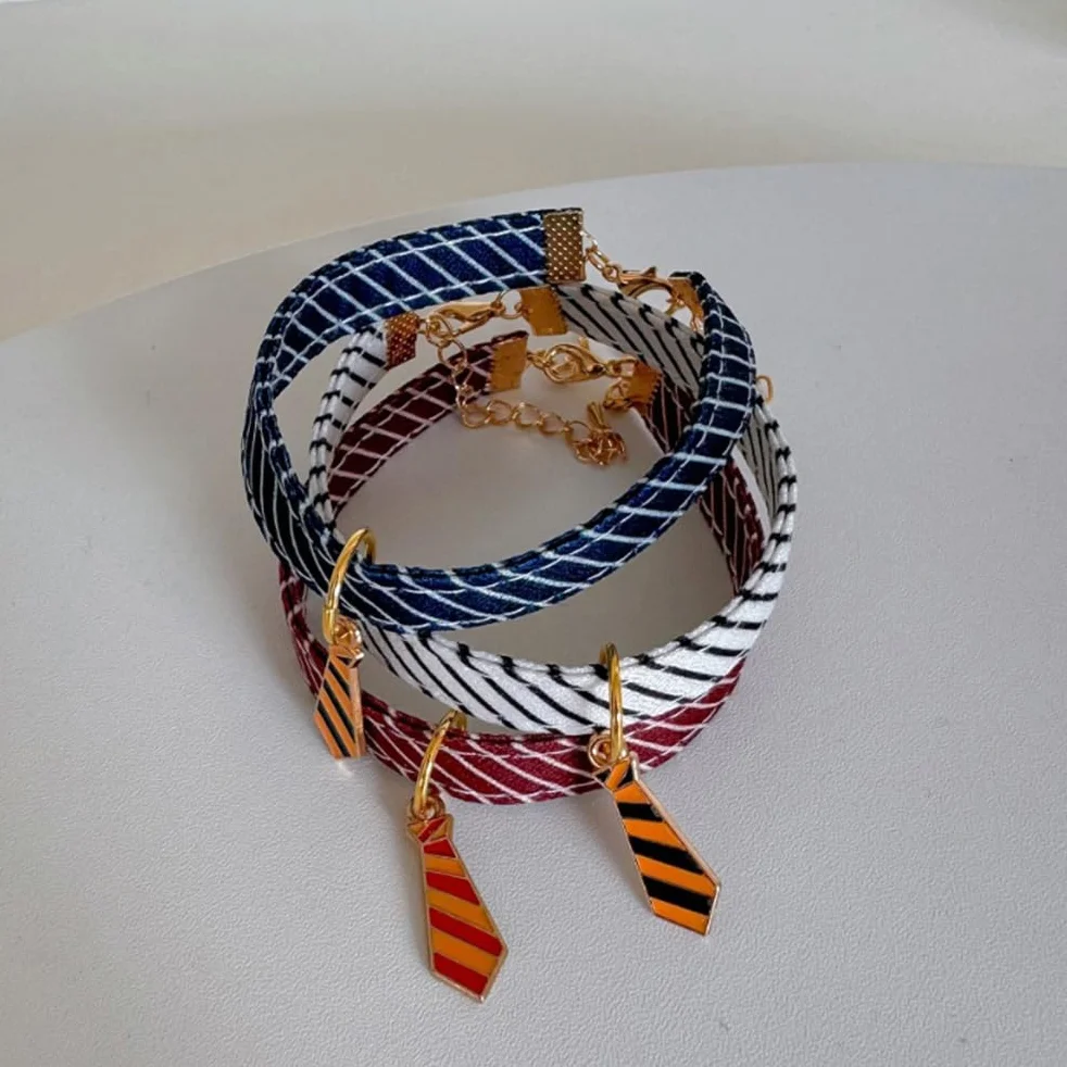 Colliers à Cravate pour Chien/Chat, Collier Réglable avec Fermeture de Sécurité, 20-30cm
