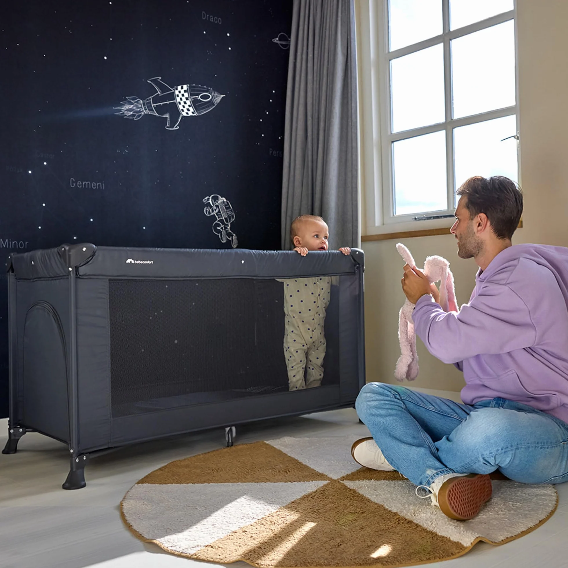Bebeconfort Sweet Dreams Lit Parapluie Bébé 0-3 Ans 0-15 kg Léger Grand Matelas Ouverture Latérale Design Pliable Sac de Transport Inclus Mineral Graphite