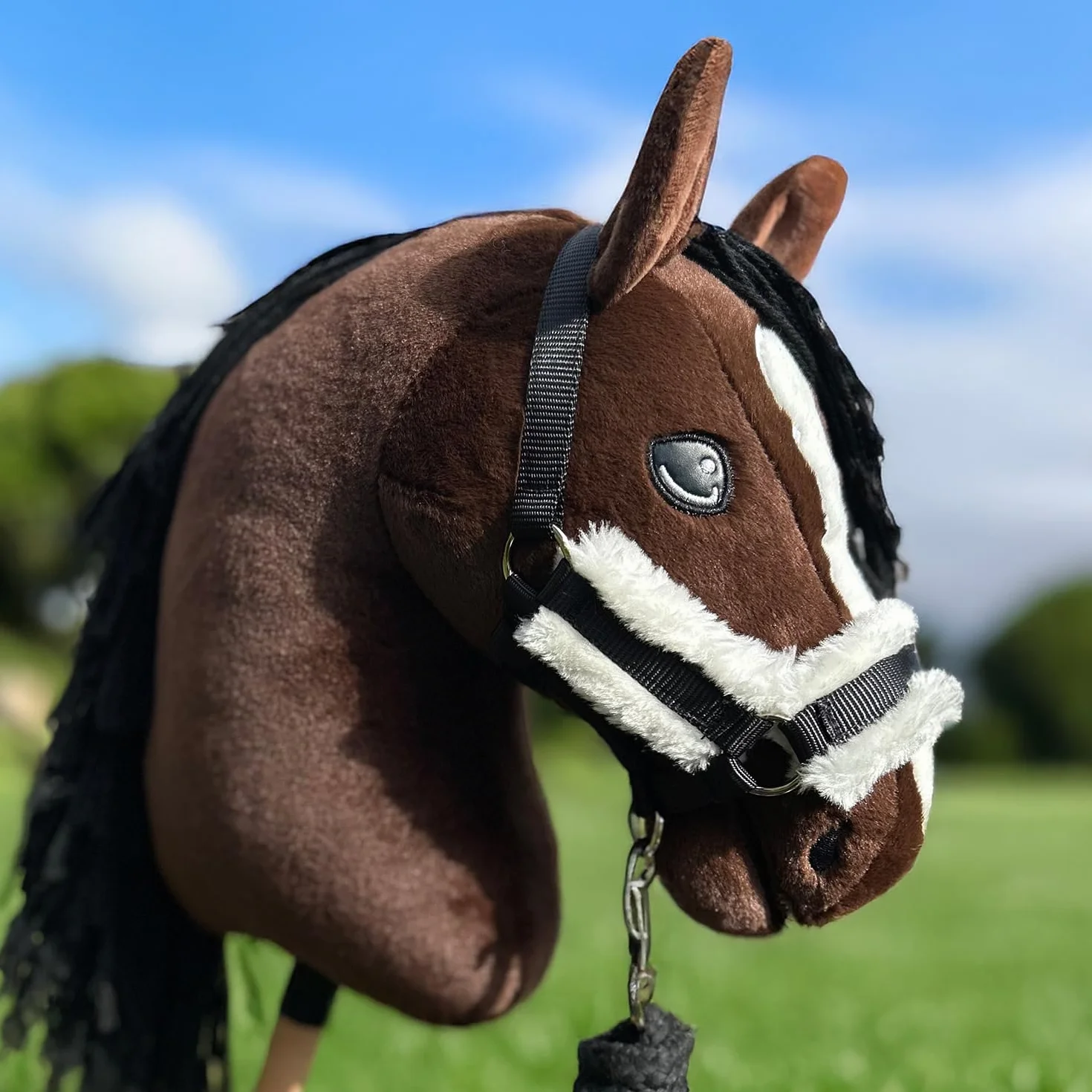 Ensemble d'accessoires Noir et Blanc pour Hobby Horse : Licol moumoute Noir avec Longe + Couverture Noire + Bonnet Anti-Mouches